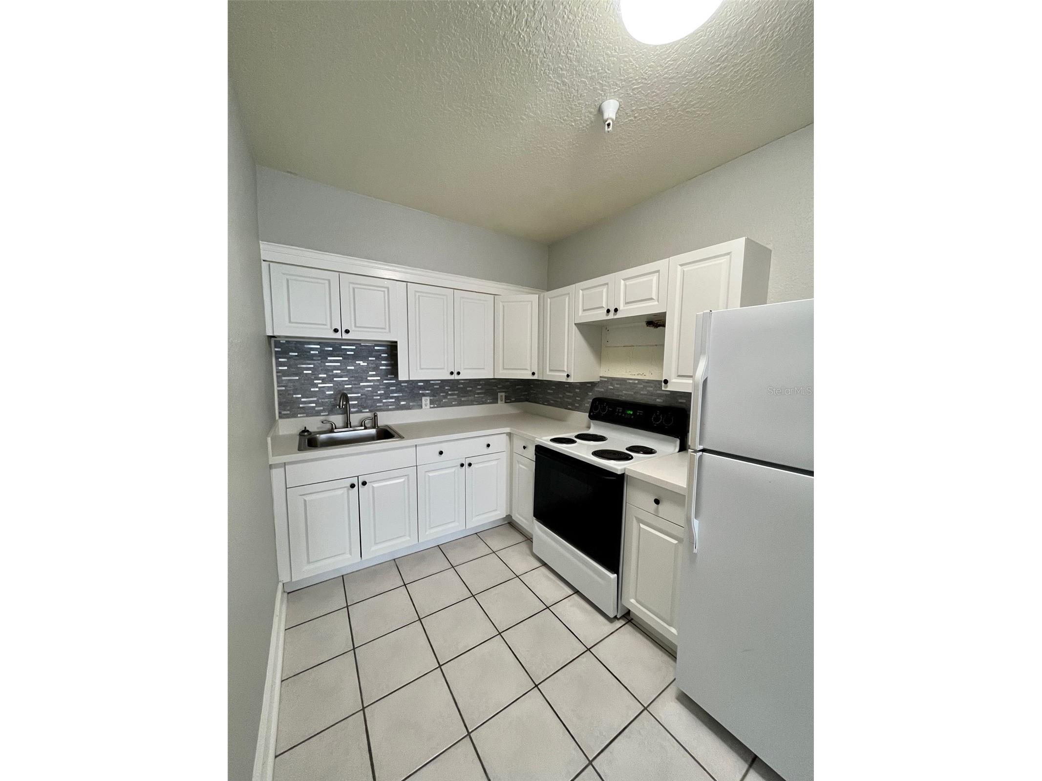 644 4th Avenue S Saint Petersburg FL 33701 GC541220 image4
