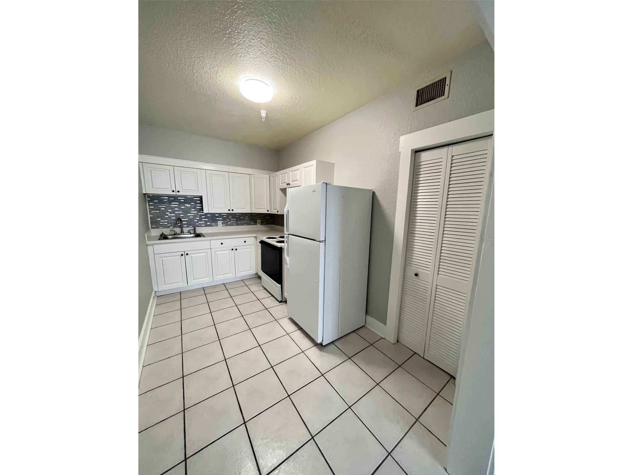 644 4th Avenue S Saint Petersburg FL 33701 GC541220 image5