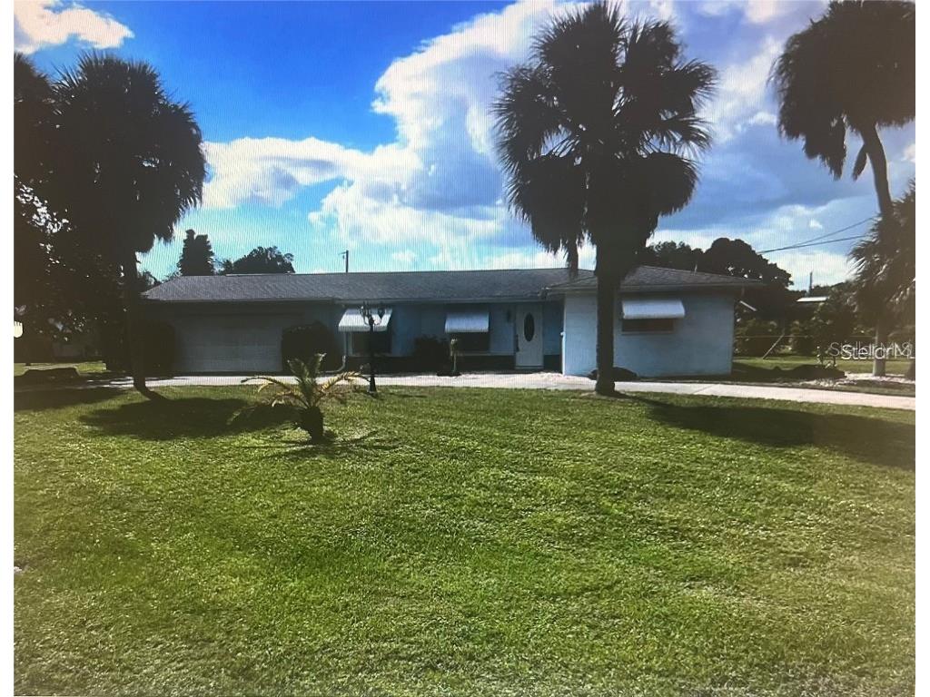 644 Blue Lane NW Port Charlotte FL 33952 D6144965 image1