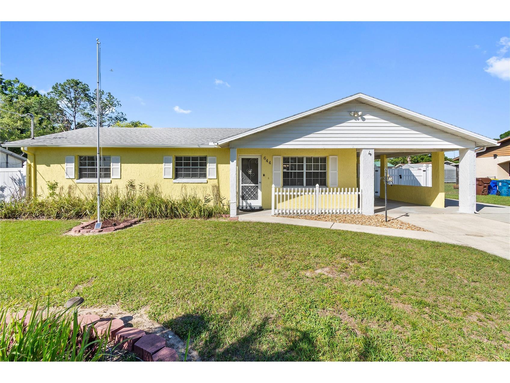 644 E Central Avenue Eagle Lake FL 33839 L4961373 image1