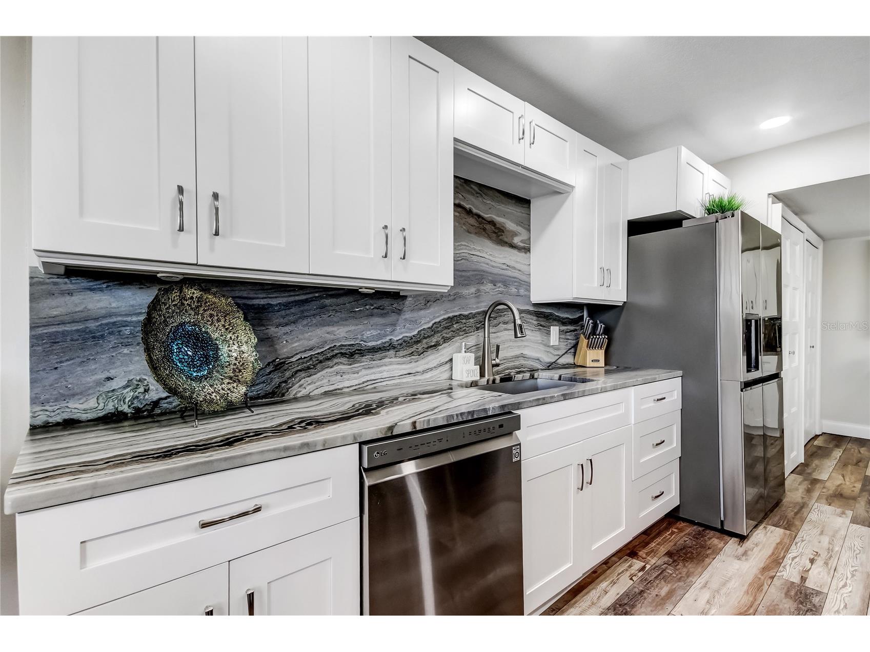 644 Island Way #101 Clearwater Beach FL 33767 - MANDALAY CHANNEL TB8461679 image17