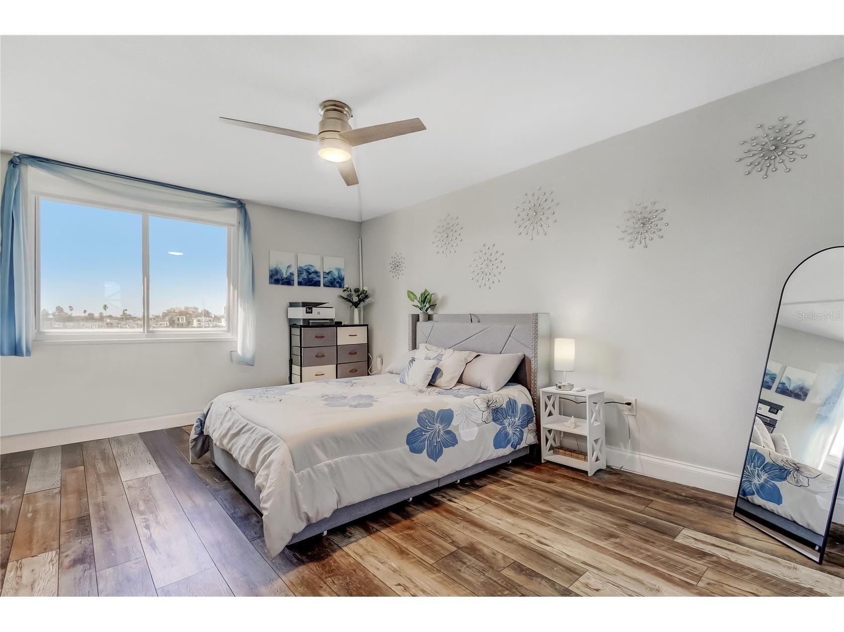 644 Island Way #101 Clearwater Beach FL 33767 - MANDALAY CHANNEL TB8461679 image44