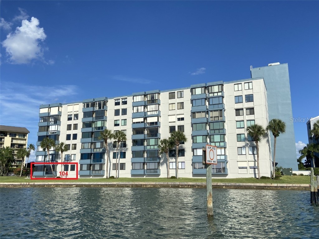 644 Island Way #104 Clearwater FL 33767 - MANDALAY CHANNEL U8181990 image1