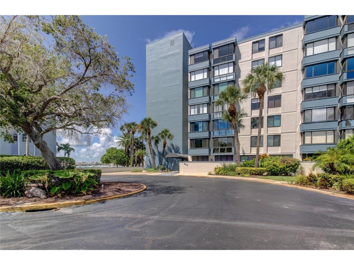 644 Island Way #108 Clearwater FL 33767 U8209956 image1