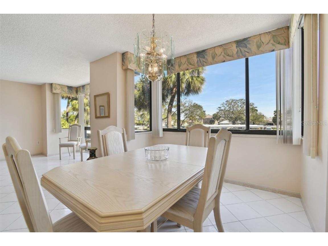 644 Island Way #206 Clearwater Beach FL 33767 - MANDALAY CHANNEL TB8346129 image6