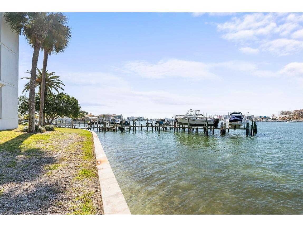 644 Island Way #304 Clearwater Beach FL 33767 - GULF OF AMERICA TB8454412 image2