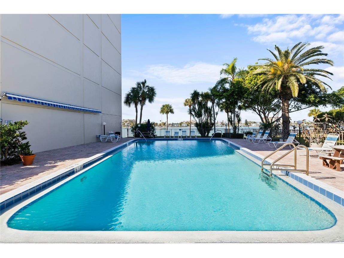 644 Island Way #304 Clearwater Beach FL 33767 - GULF OF AMERICA TB8454412 image31