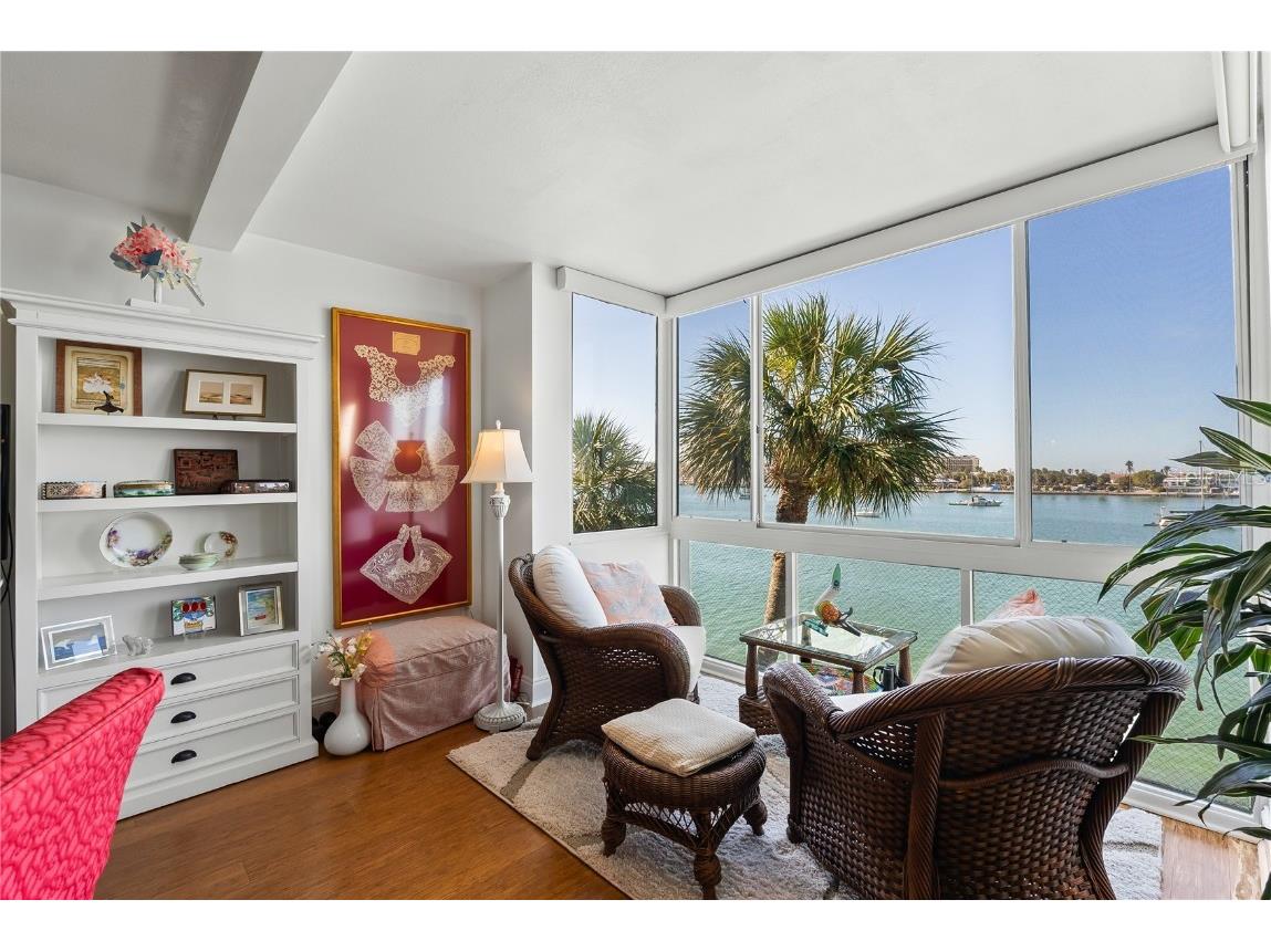 644 Island Way #304 Clearwater Beach FL 33767 - GULF OF AMERICA TB8454412 image4