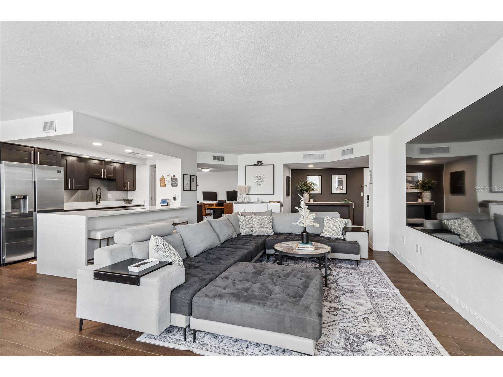 644 Island Way #405 Clearwater FL 33767 TB8521698 image3