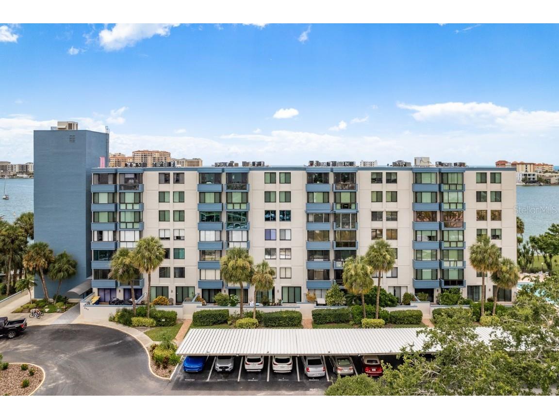 644 Island Way #702 Clearwater Beach FL 33767 - GULF OF MEXICO TB8408440 image1