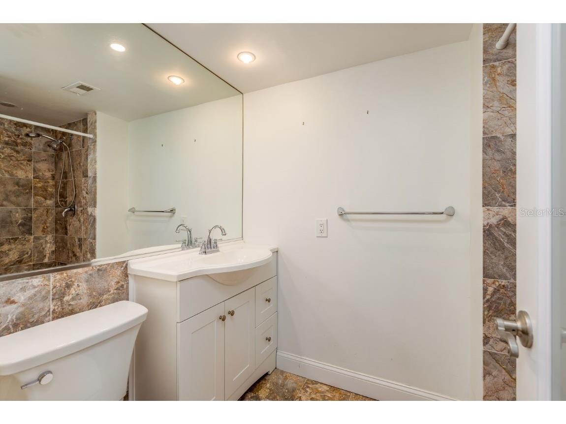 644 Island Way #705 Clearwater FL 33767 TB8422225 image26