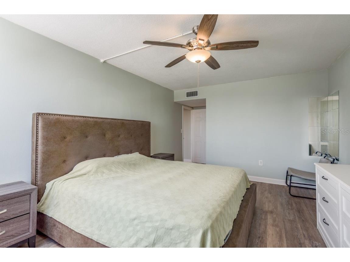 644 Island Way #705 Clearwater FL 33767 TB8422225 image28