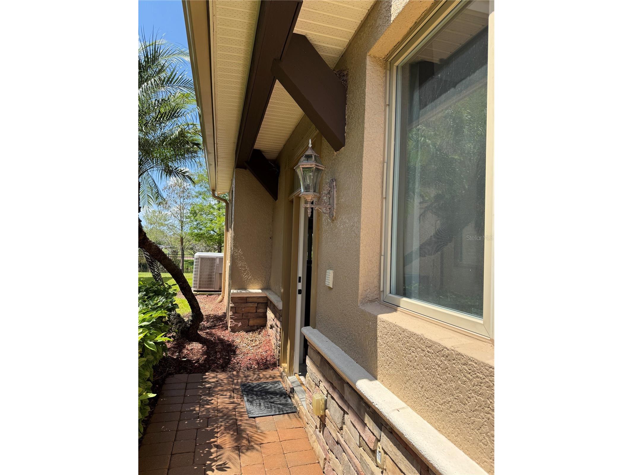 644 Saxony Boulevard Saint Petersburg FL 33716 TB8492103 image2