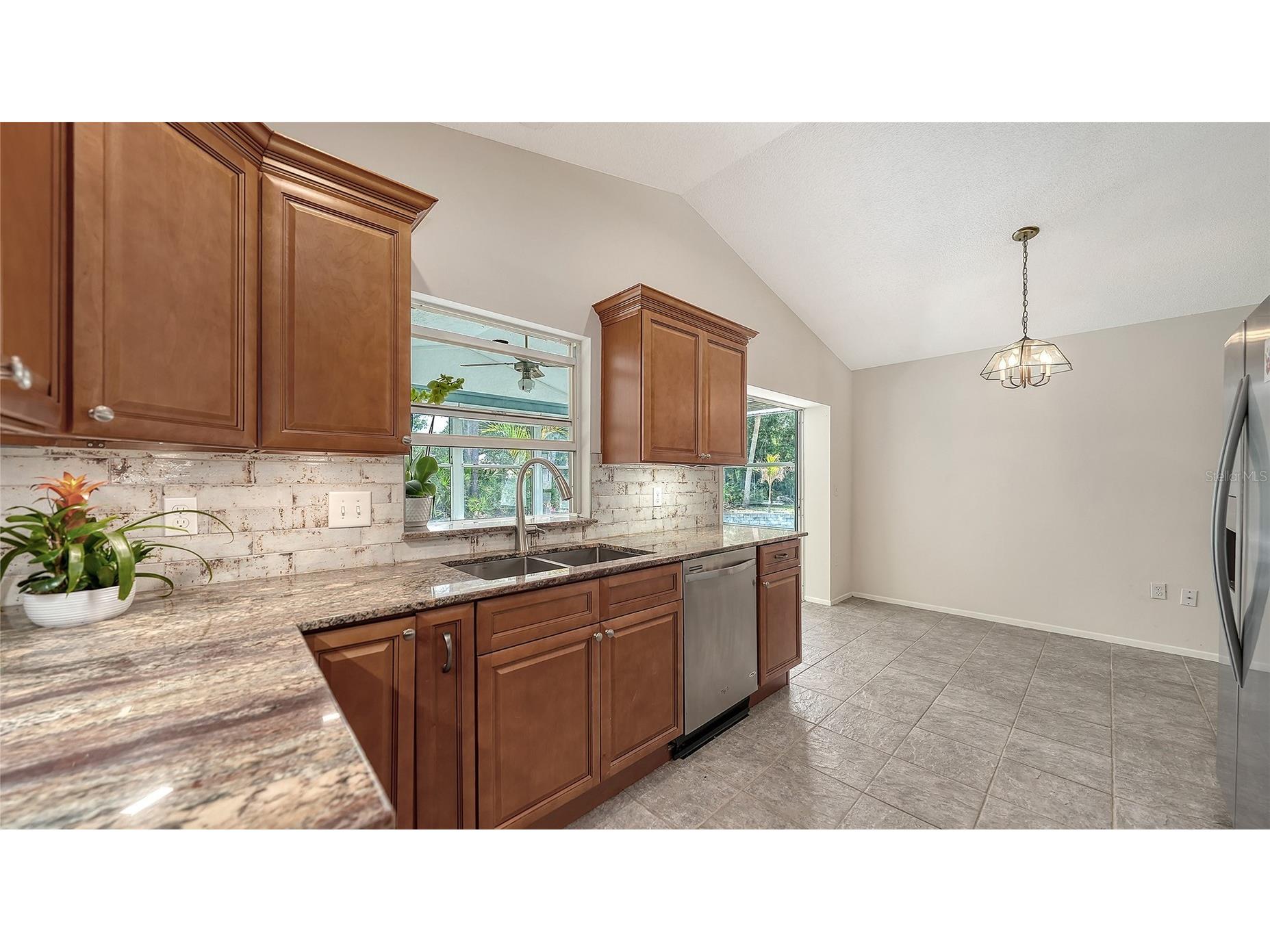 644 Sugarwood Trail Venice FL 34292 A4687320 image9