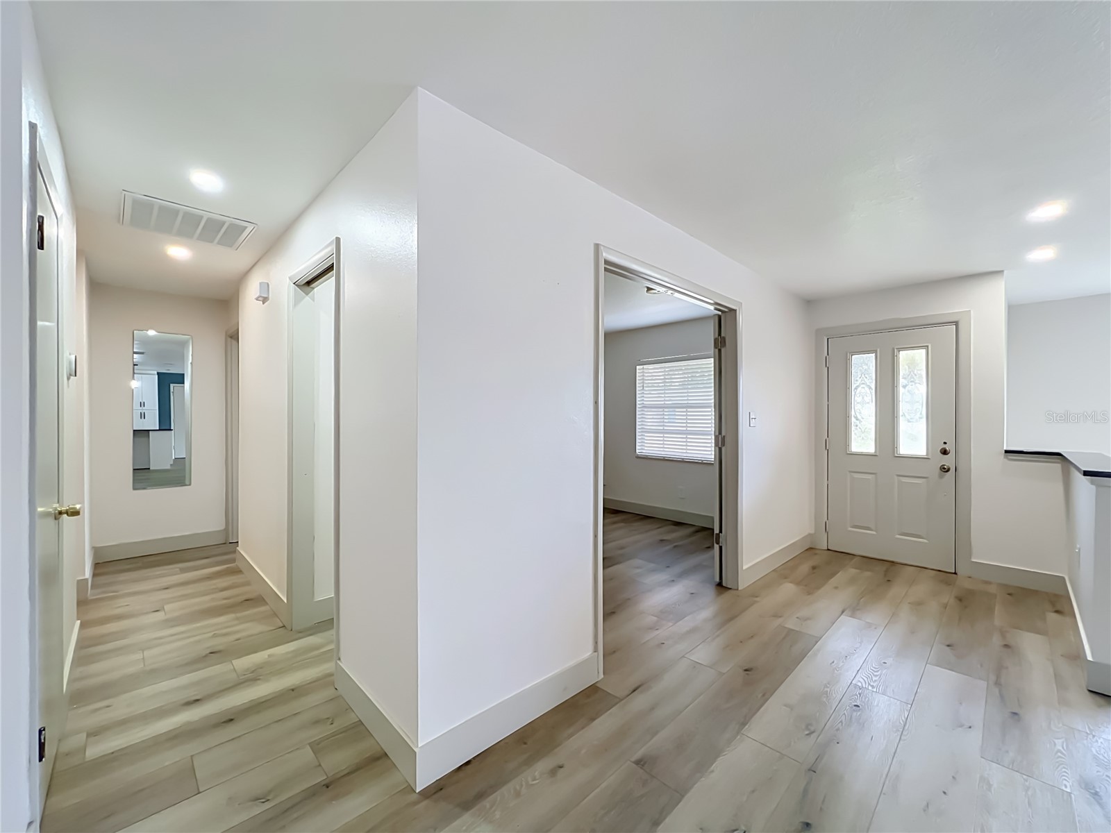 644 Viscaya Avenue Orlando FL 32839 P4939011 image6