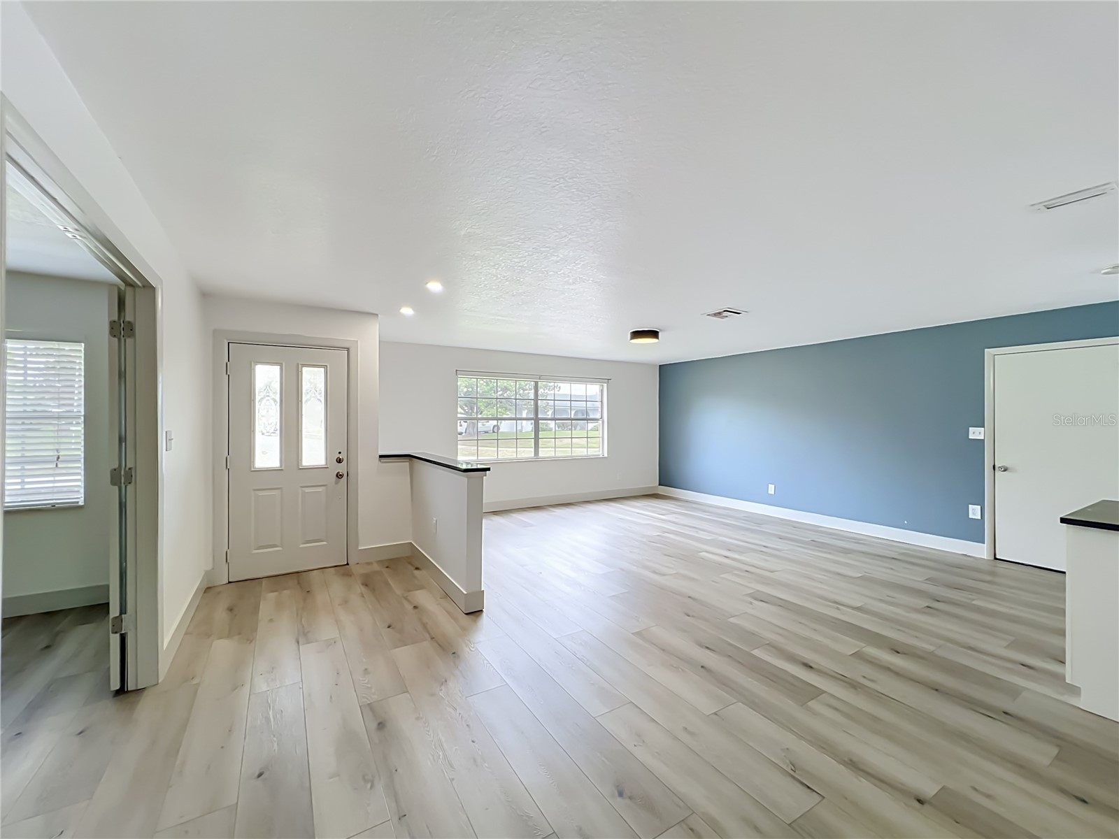 644 Viscaya Avenue Orlando FL 32839 P4939011 image8