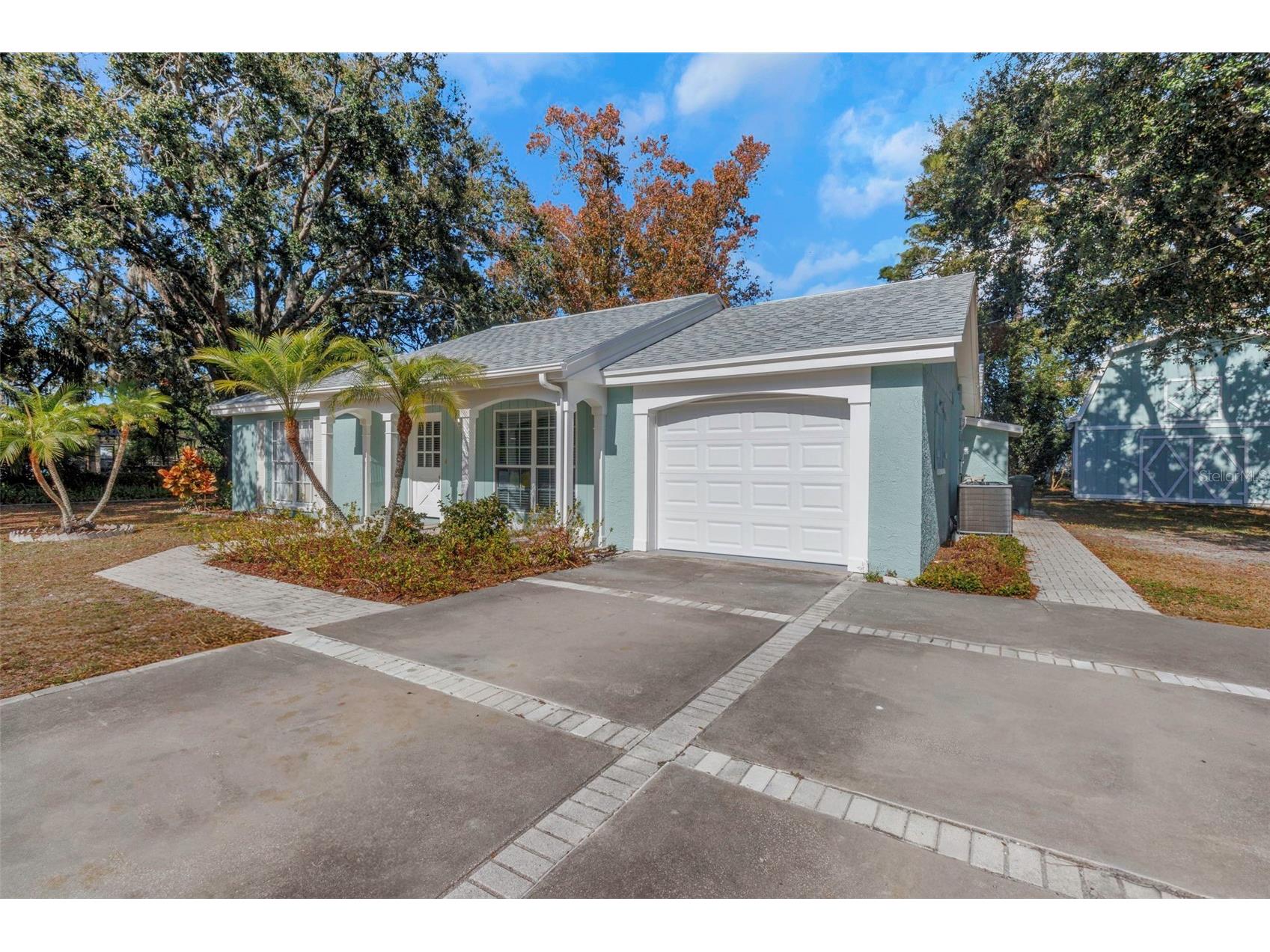 6440 Parkside Drive New Port Richey FL 34653 W7882010 image1