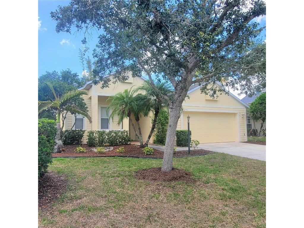 6442 Blue Grosbeak Circle Lakewood Ranch FL 34202 A4570115 image1