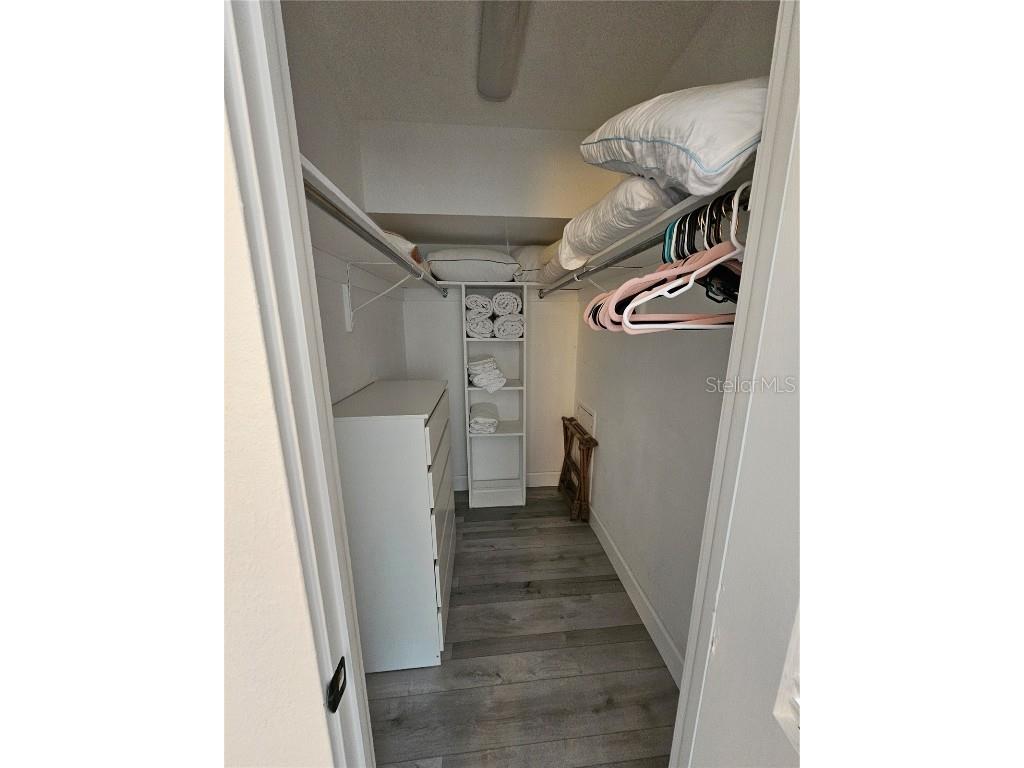 6442 Colonial Drive Sarasota FL 34231 R4909784 image10