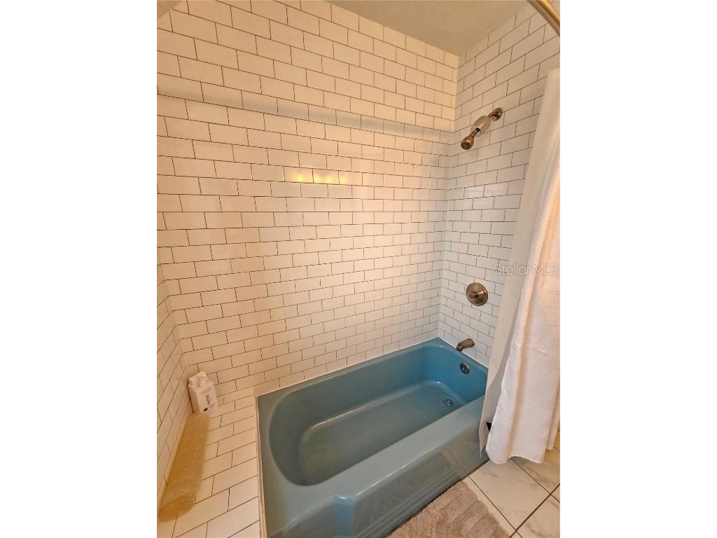 6442 Colonial Drive Sarasota FL 34231 R4909784 image17