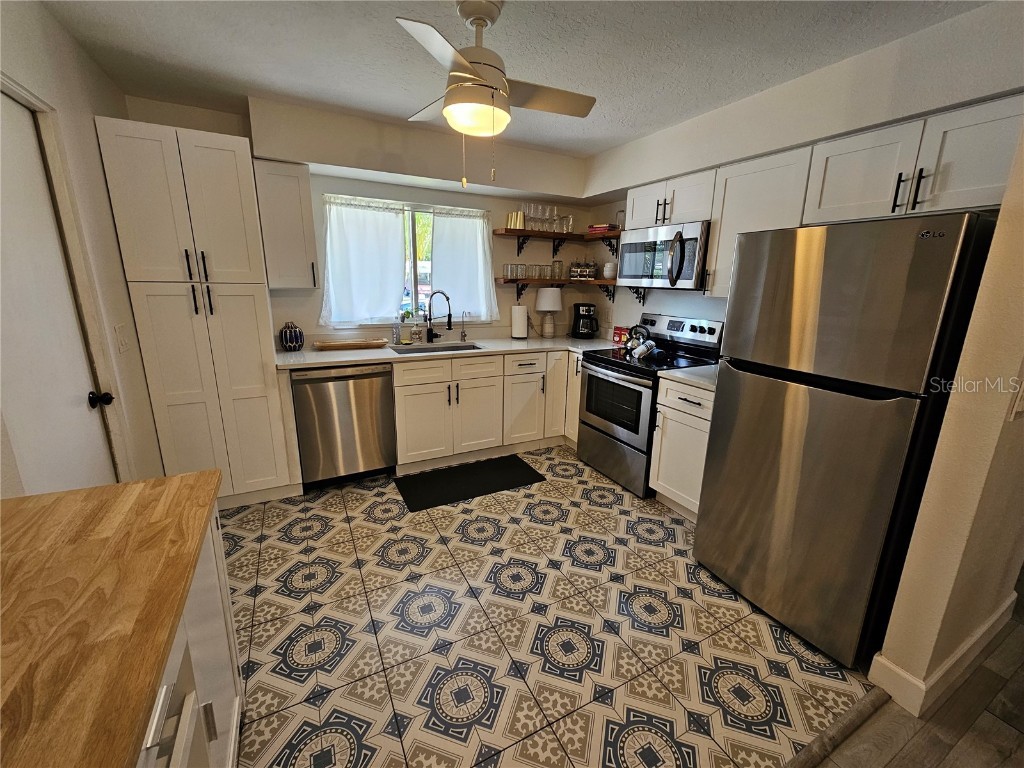 6442 Colonial Drive Sarasota FL 34231 R4909784 image2