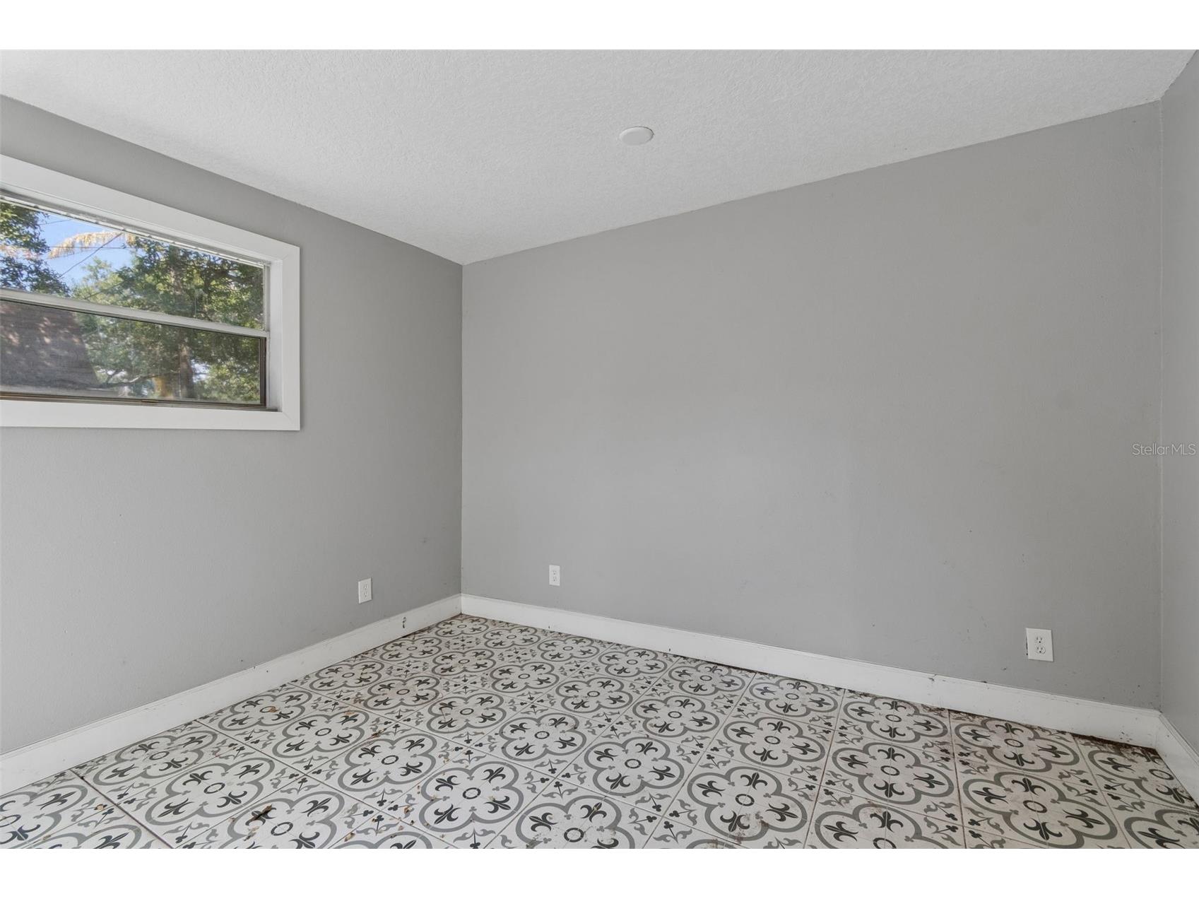 6443 31st Street N Saint Petersburg FL 33702 TB8503167 image29