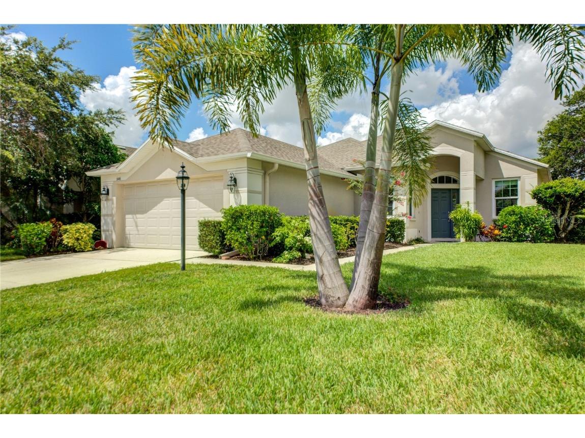 6446 Blue Grosbeak Circle Lakewood Ranch FL 34202 A4580138 image1