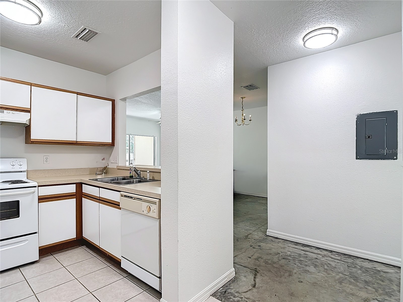 6446 Cypressdale Drive #202 Riverview FL 33578 TB8489033 image5