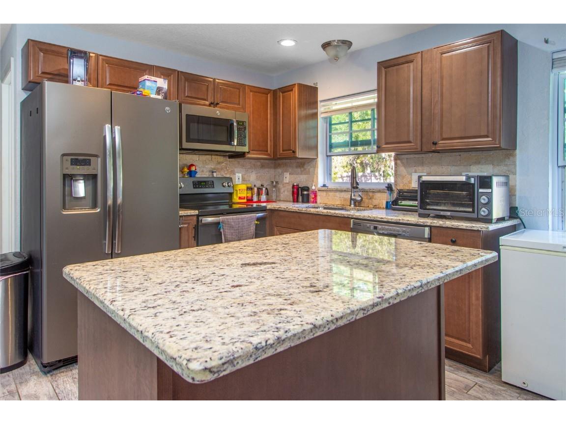 6447 Brandy Drive Spring Hill FL 34607 W7880481 image9