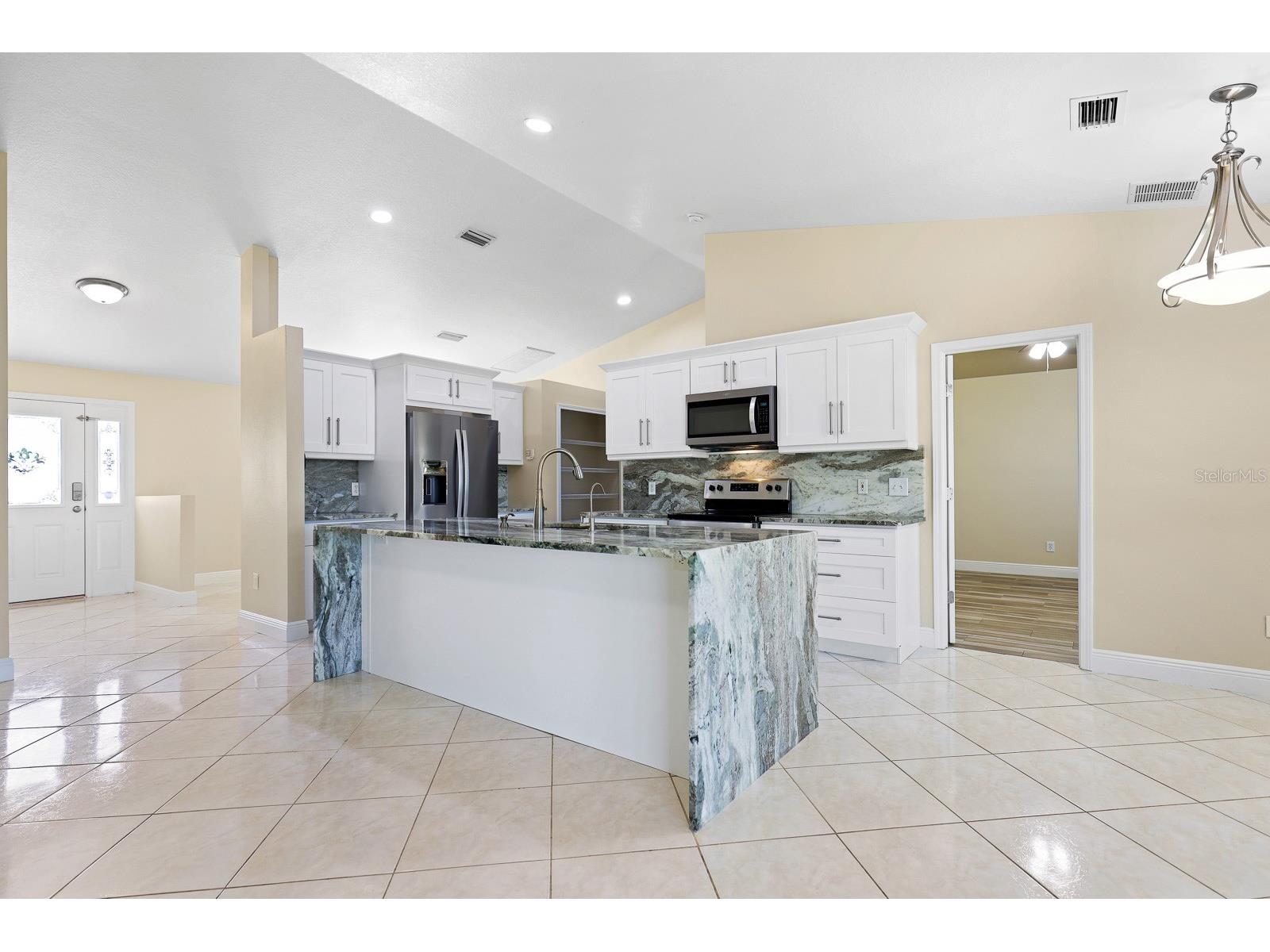 6447 Clair Shore Drive Apollo Beach FL 33572 - LAKE ST CLAIR TB8506270 image15