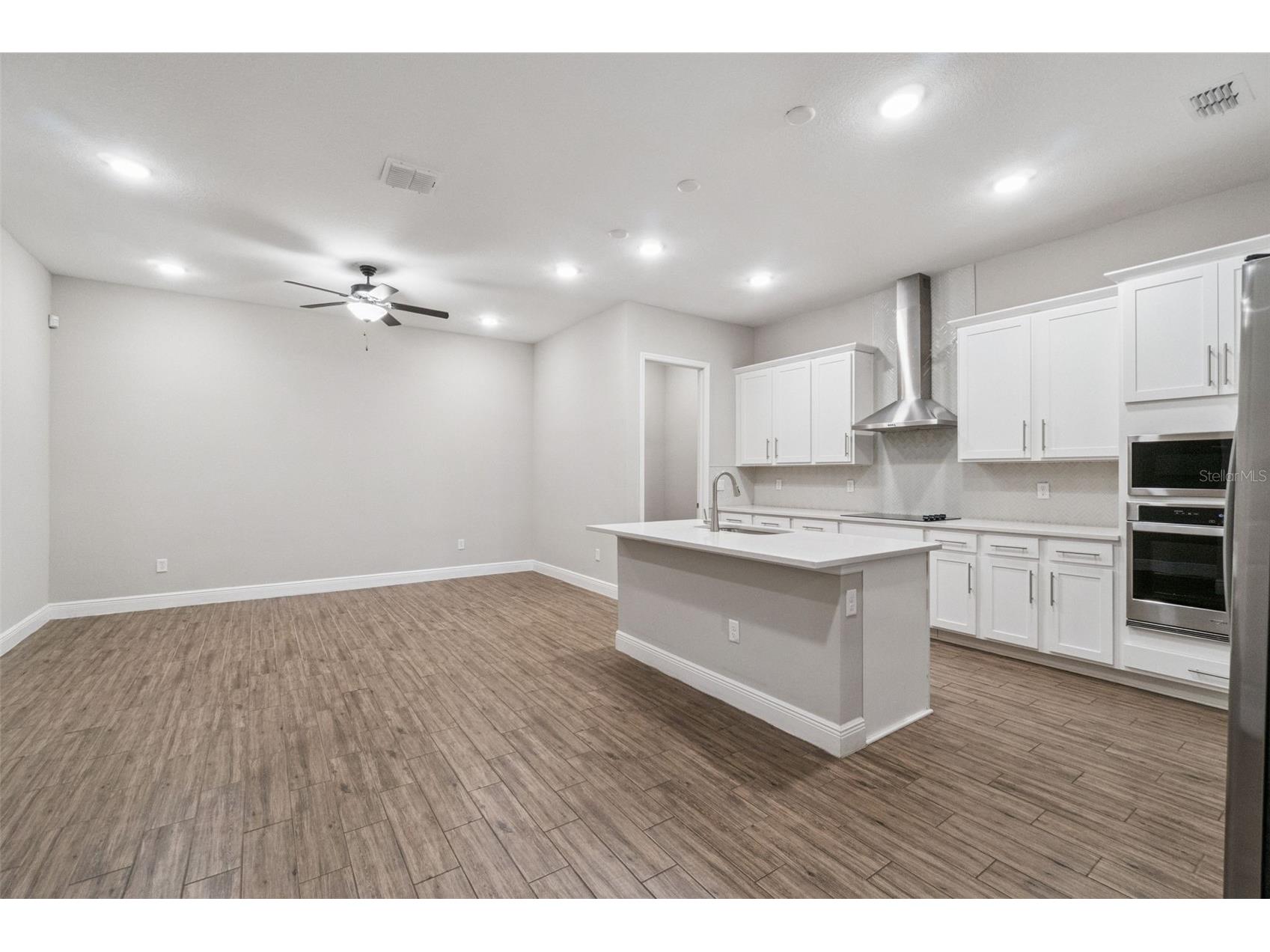 6447 Cyrils Drive Saint Cloud FL 34771 O6380259 image3