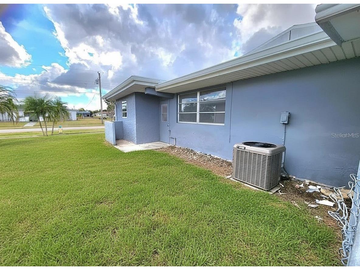 6447 Safford Terrace North Port FL 34287 N6142022 image29