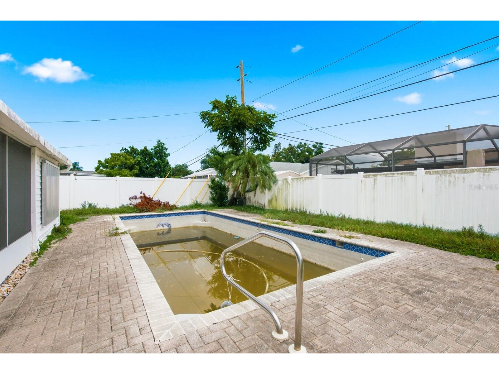 6448 30th Avenue N Saint Petersburg FL 33710 TB8527119 image21