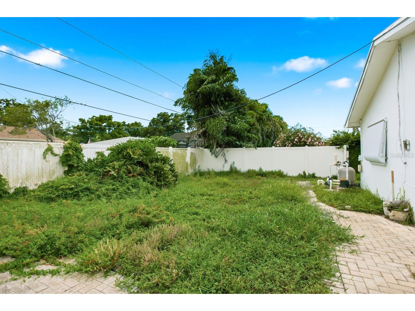6448 30th Avenue N Saint Petersburg FL 33710 TB8527119 image24