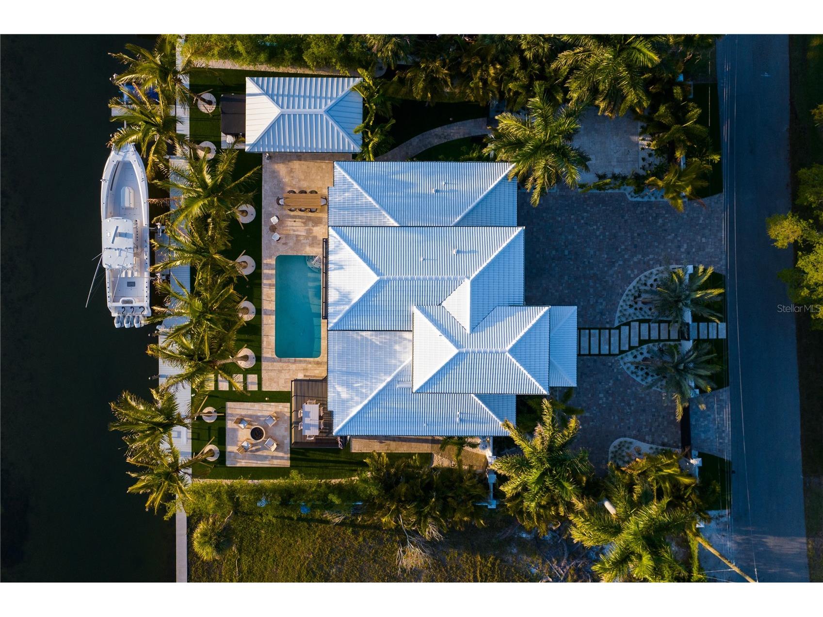 6448 Hollywood Boulevard Sarasota FL 34231 - INTACOASTAL WATERWAY A4697076 image2