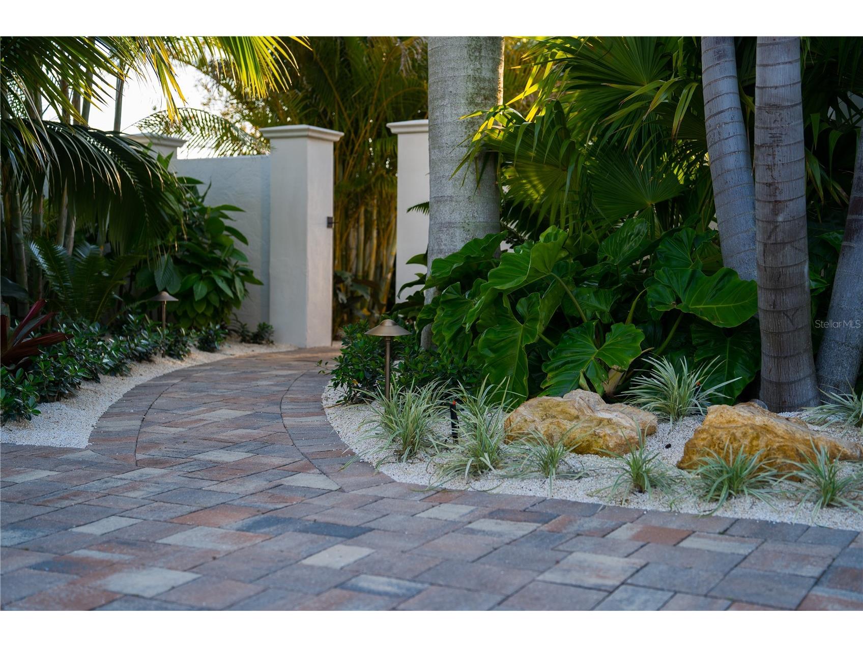 6448 Hollywood Boulevard Sarasota FL 34231 - INTACOASTAL WATERWAY A4697076 image31