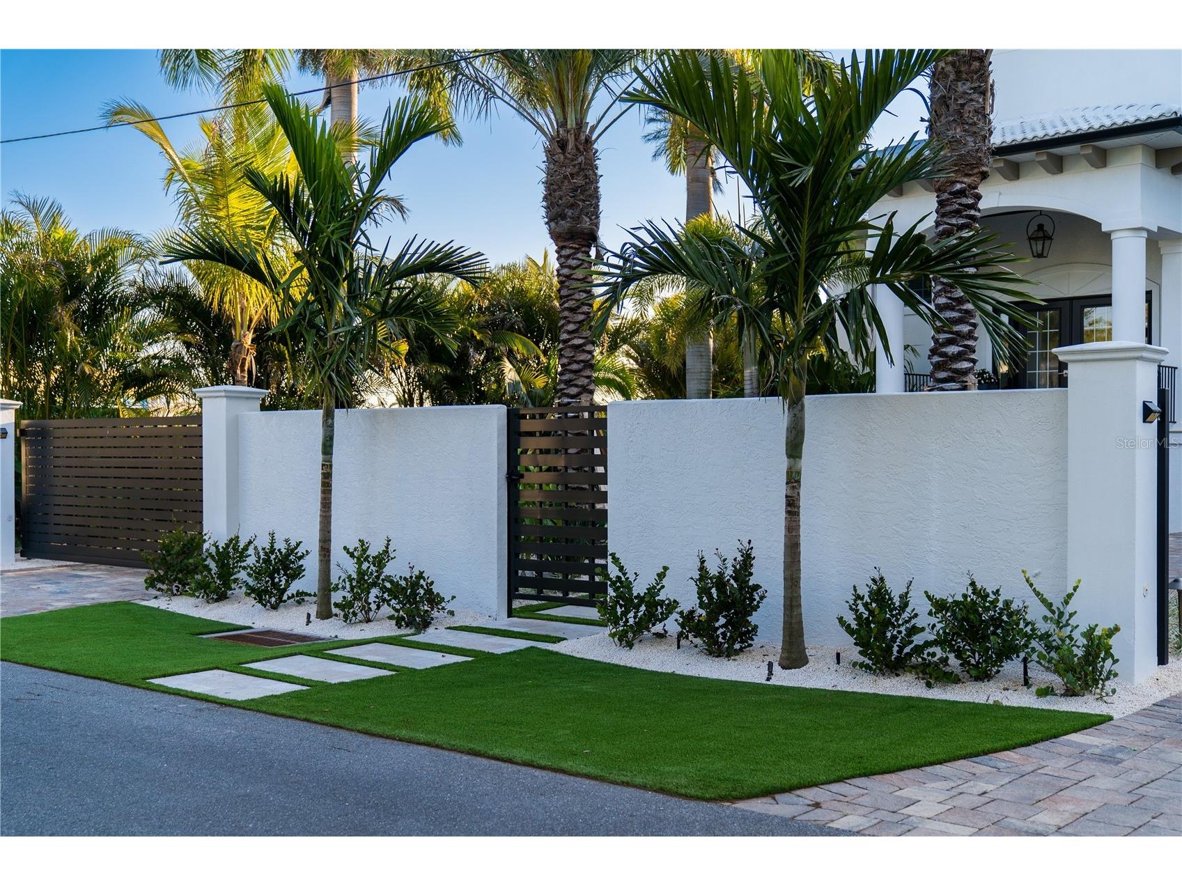 6448 Hollywood Boulevard Sarasota FL 34231 - INTACOASTAL WATERWAY A4697076 image42