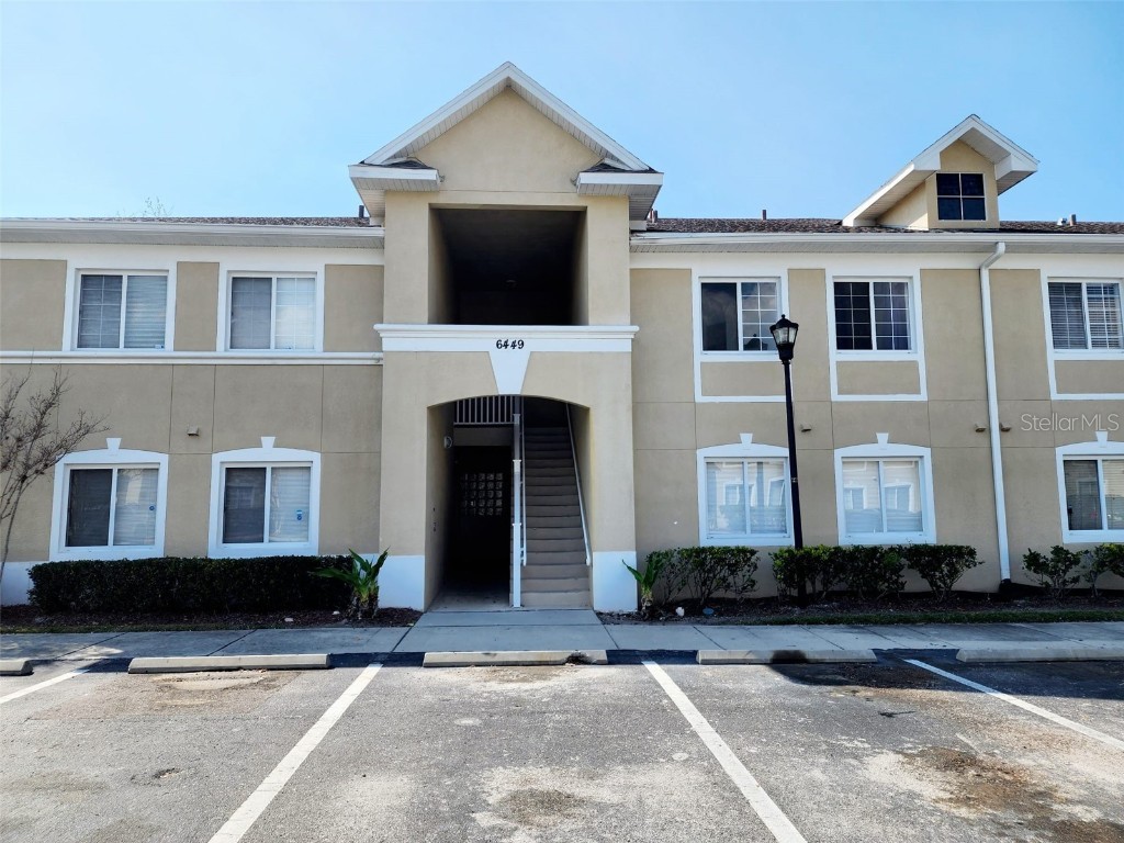 6449 Cypressdale Drive #202 Riverview FL 33578 T3430331 image1