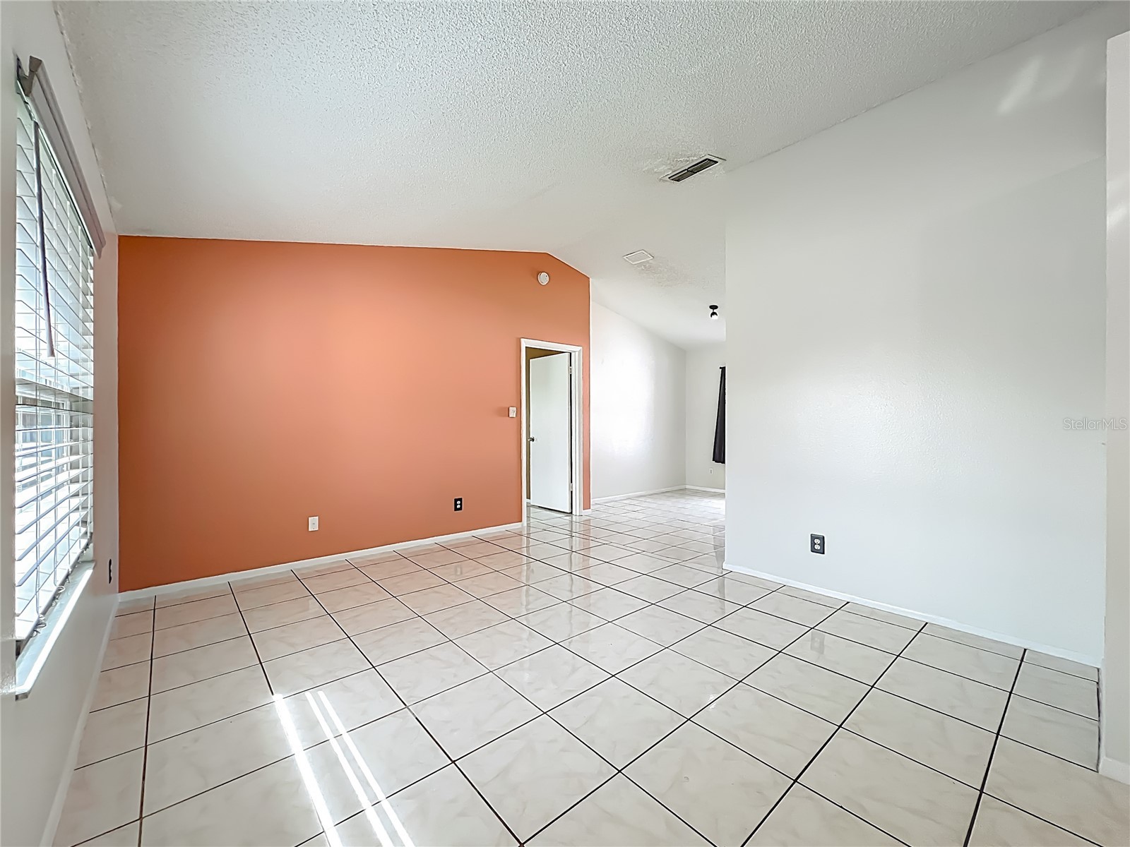6449 Royal Tern Street Orlando FL 32810 O6390368 image6
