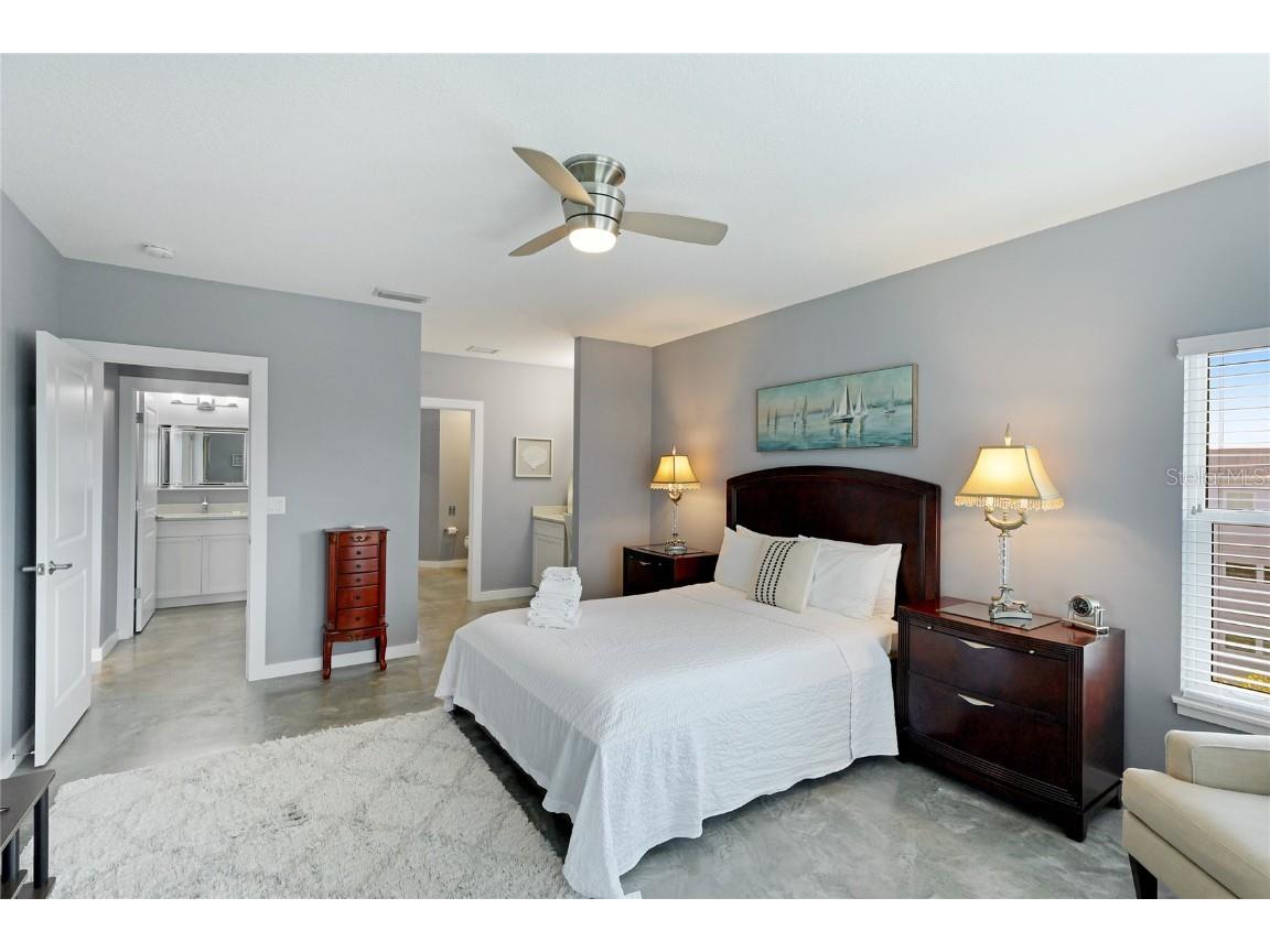 645 Beach Road, Sarasota, FL, 34242 MLS A4601243 Edina Realty