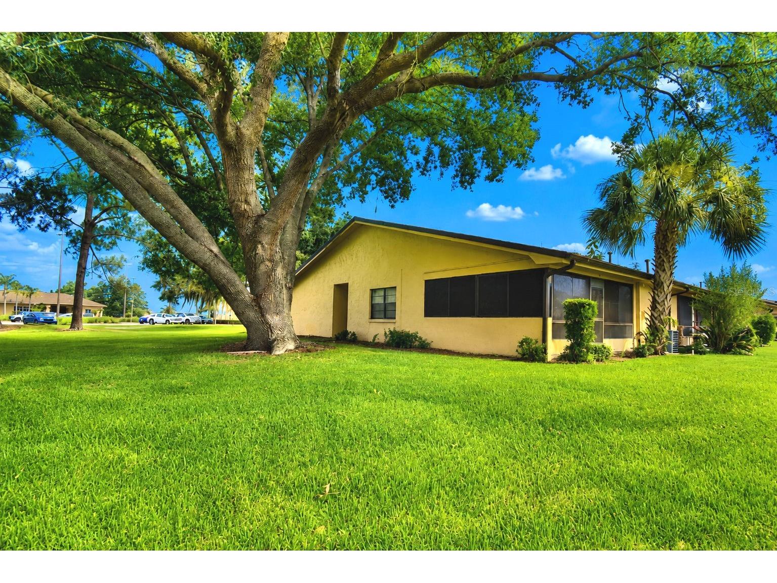645 Broadmoor Circle #645 Winter Haven FL 33884 P4938978 image3
