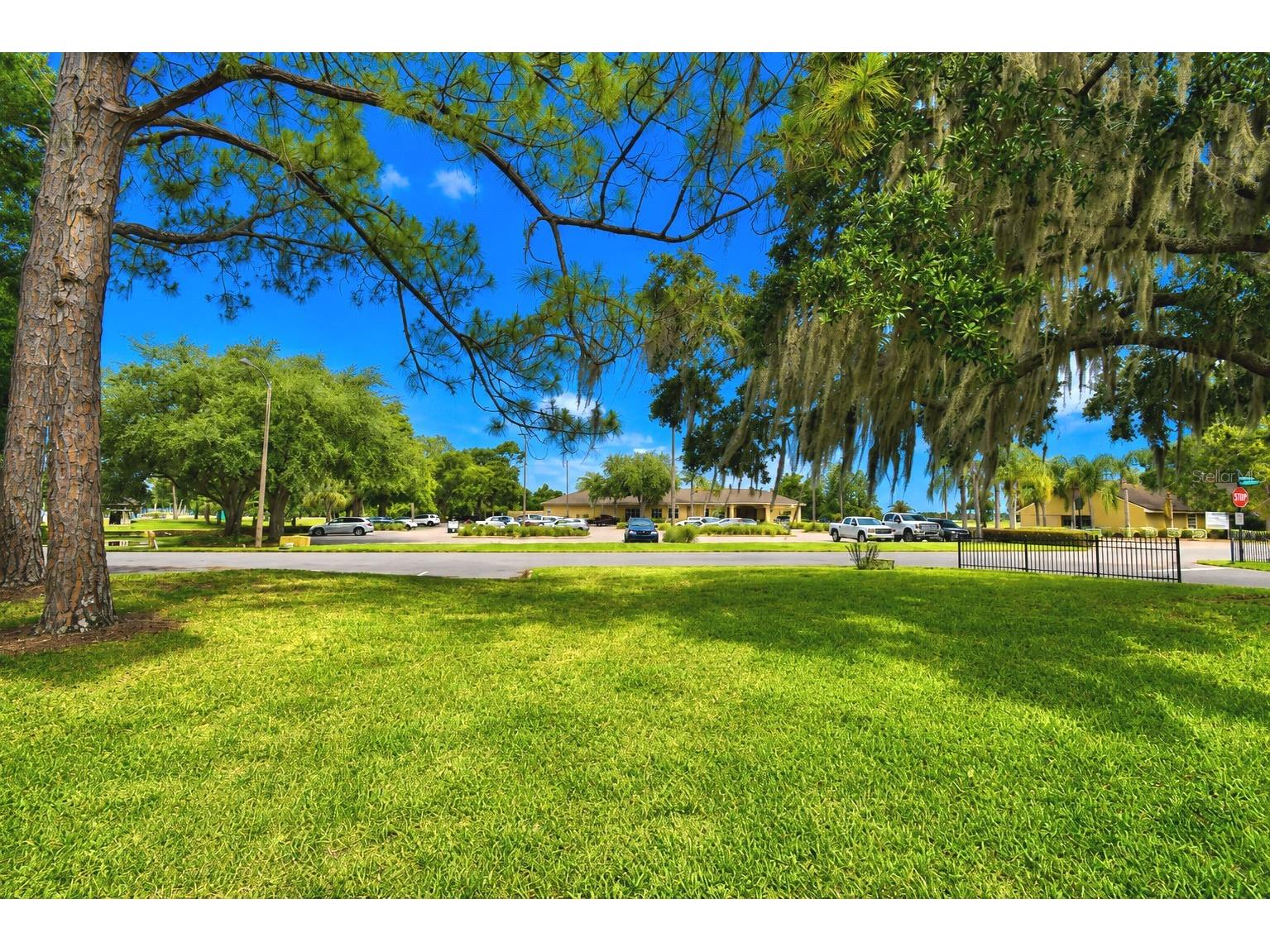 645 Broadmoor Circle #645 Winter Haven FL 33884 P4938978 image49
