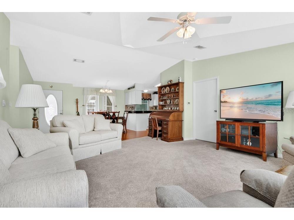 645 Dreama Drive Davenport FL 33897 - LAKE DAVENPORT L4960857 image3