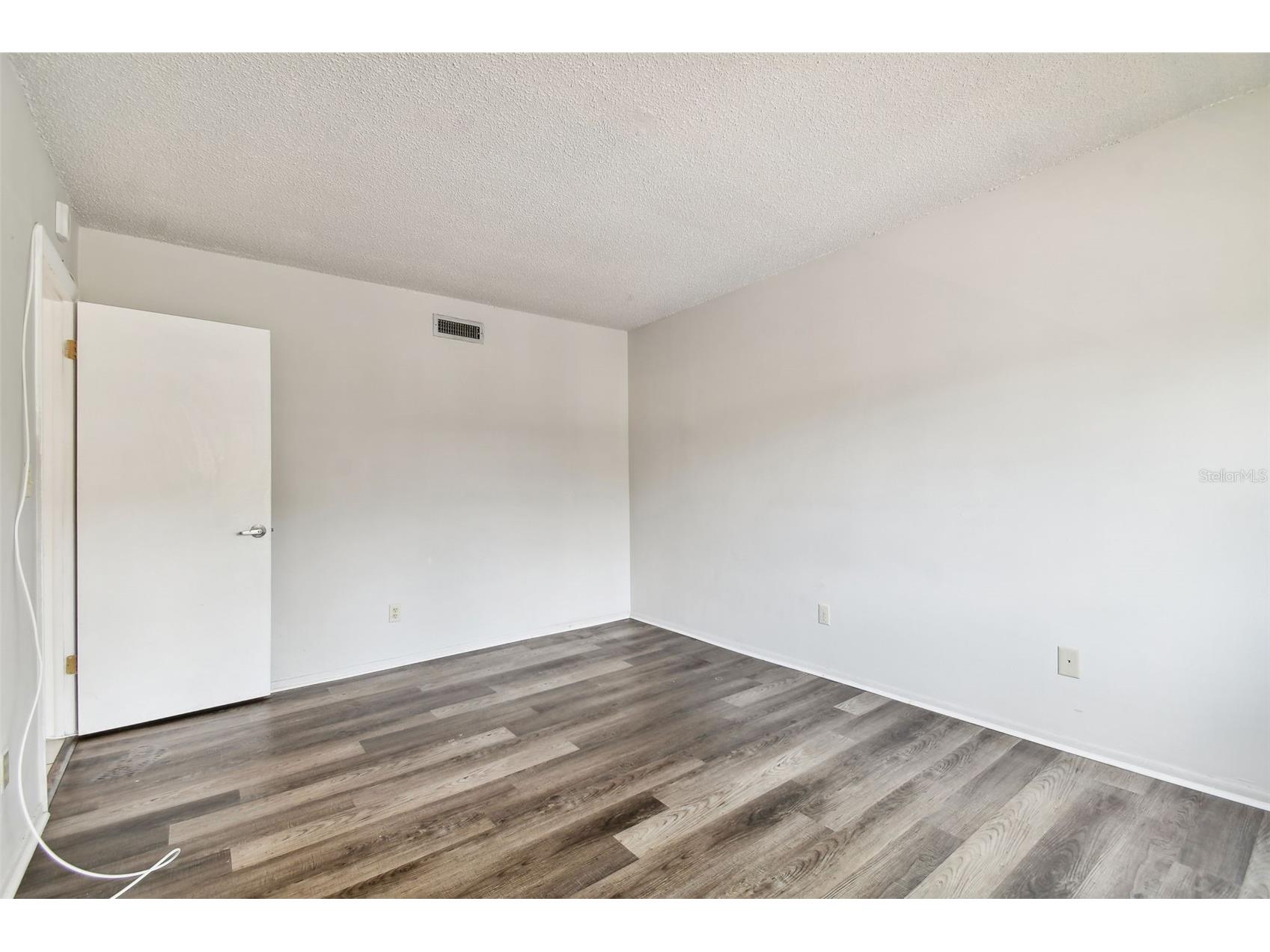 645 N Keene Road #D Clearwater FL 33755 TB8472846 image23