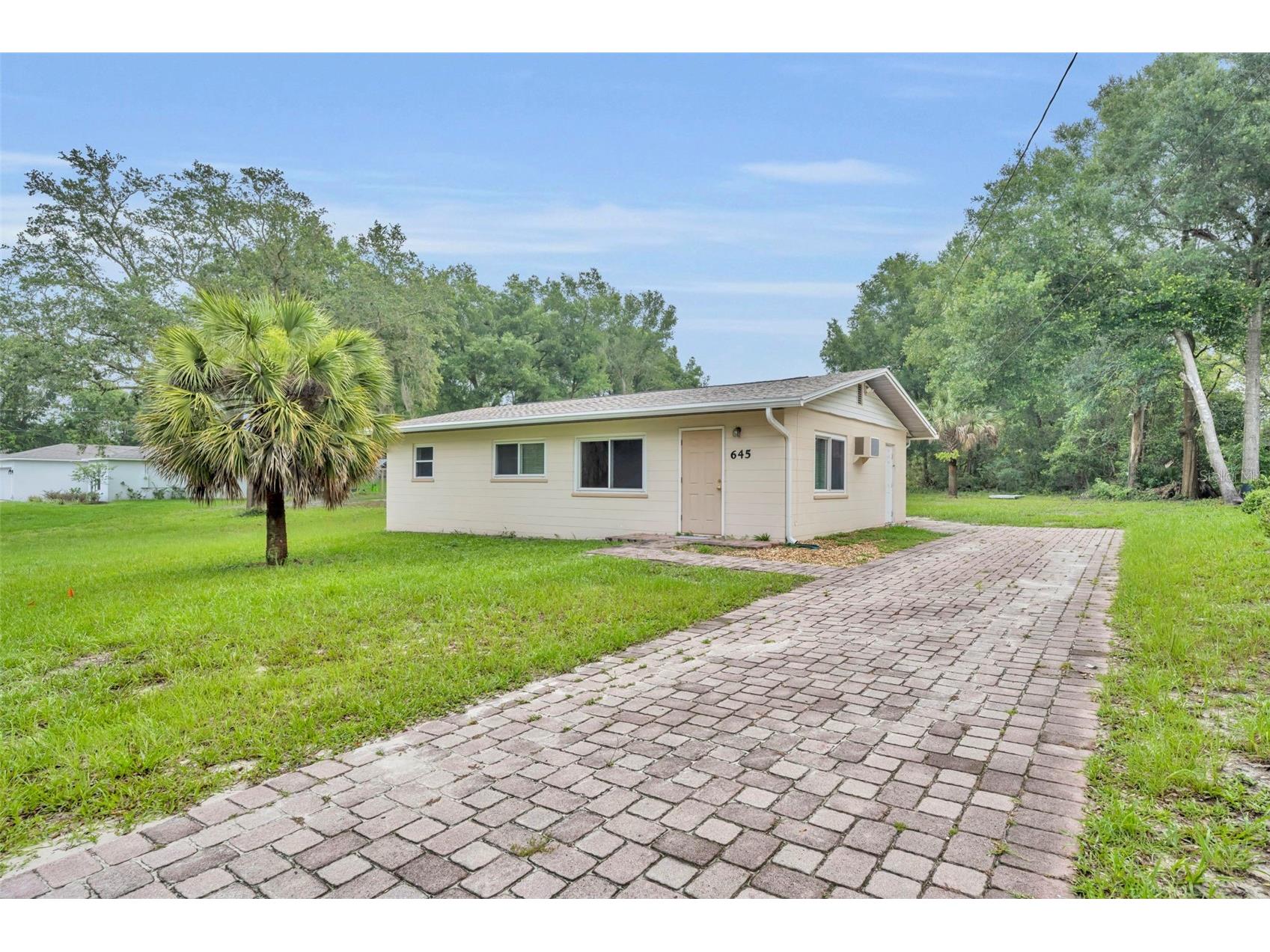 645 Park Avenue Orange City FL 32763 V4949448 image2