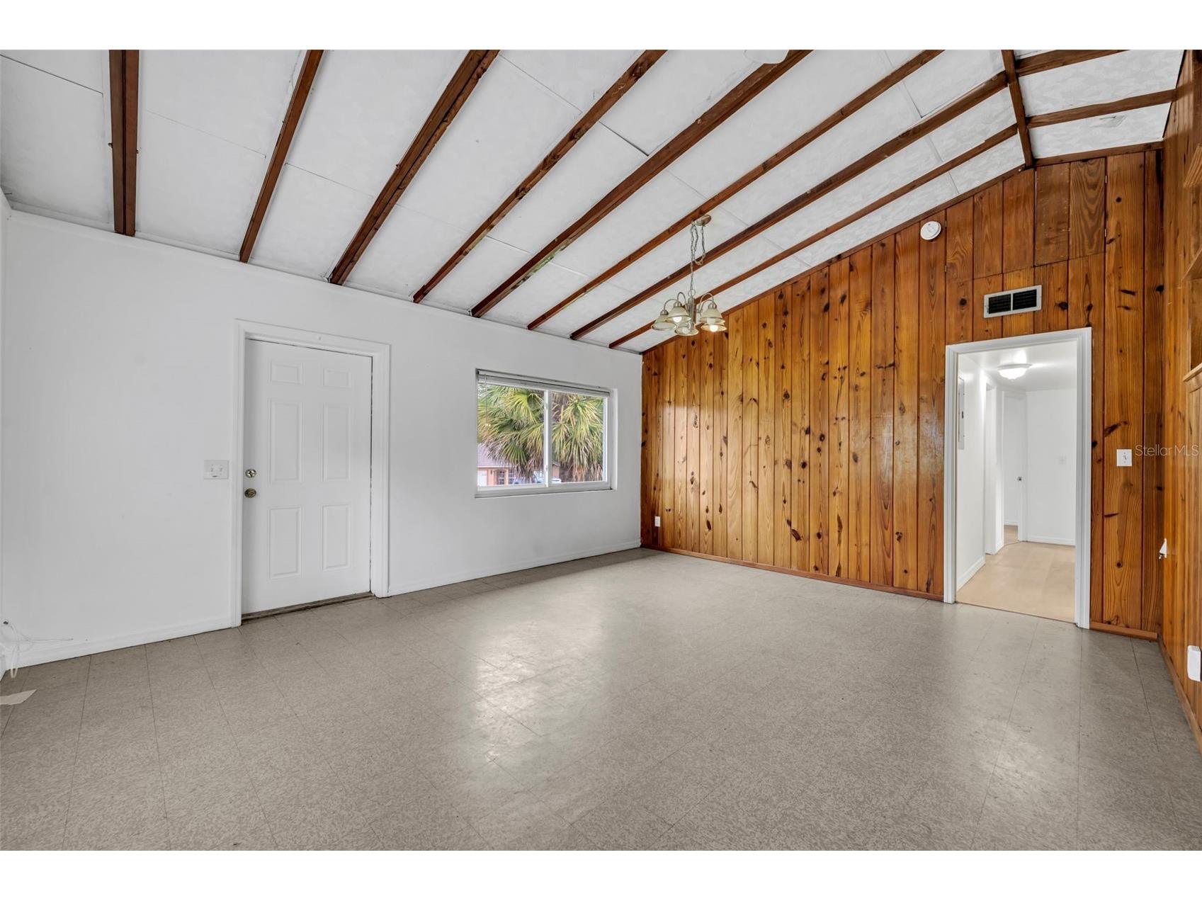 645 Park Avenue Orange City FL 32763 V4949448 image4