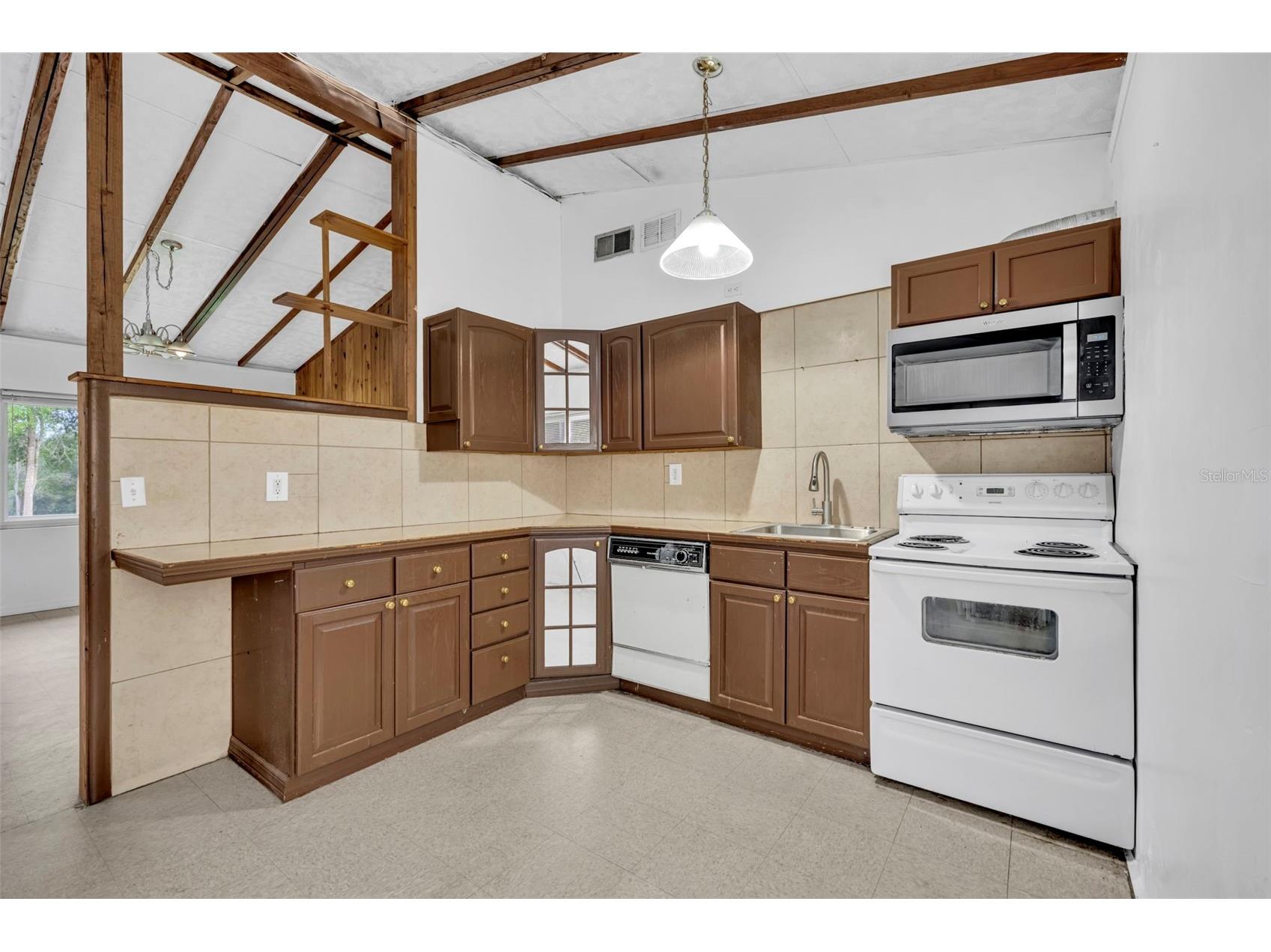 645 Park Avenue Orange City FL 32763 V4949448 image9