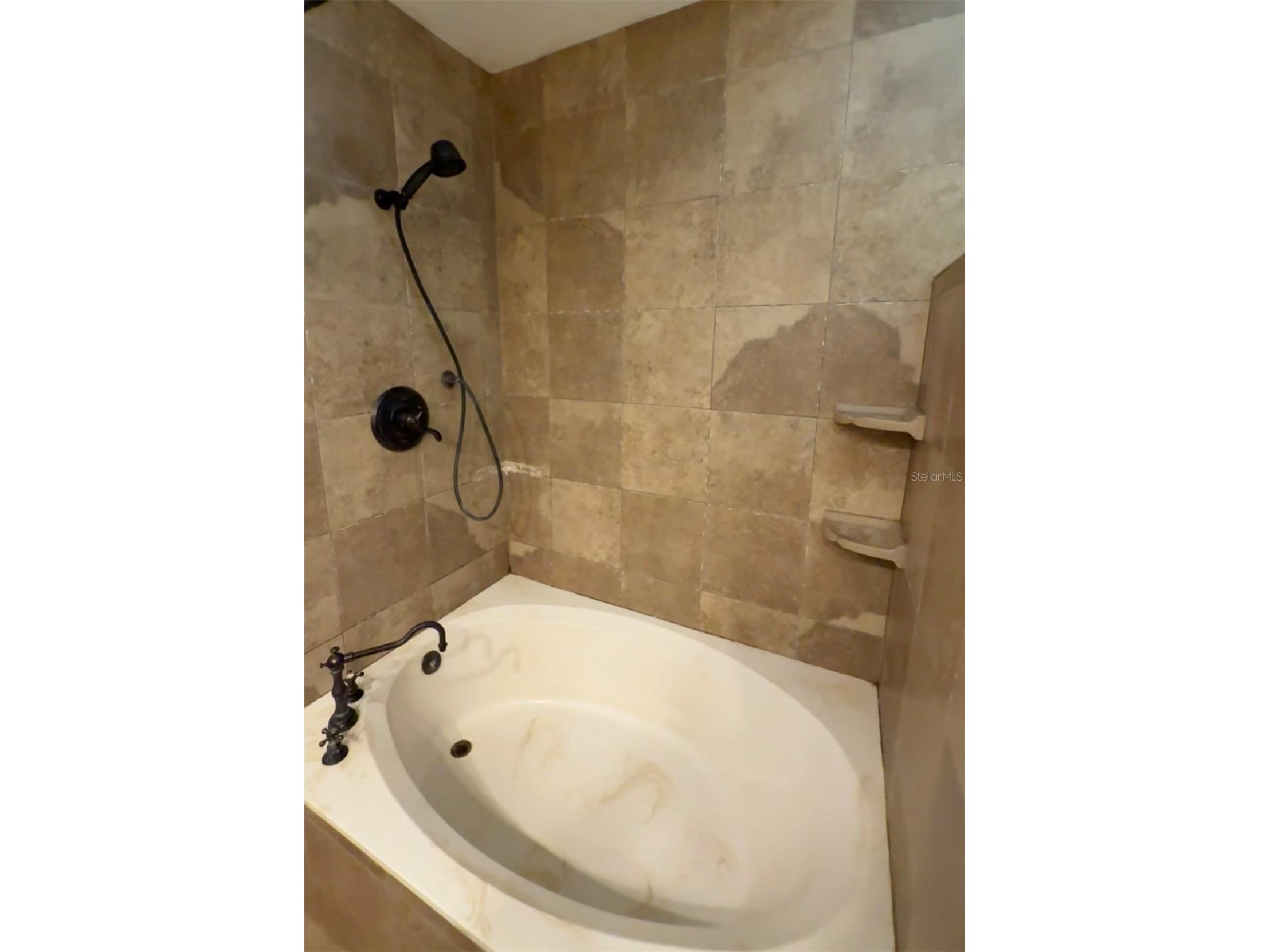 645 SE 21st Place Ocala FL 34471 OM725860 image17