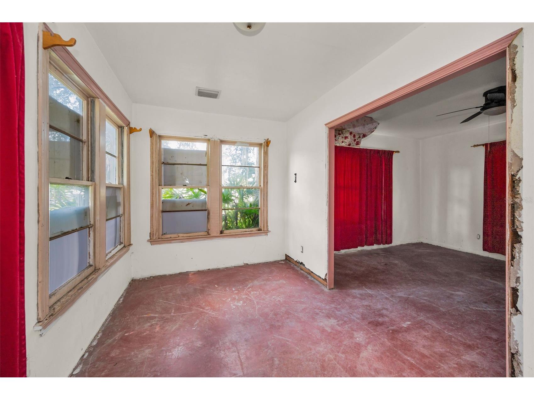 645 Villagrande Avenue S Saint Petersburg FL 33707 TB8420066 image14