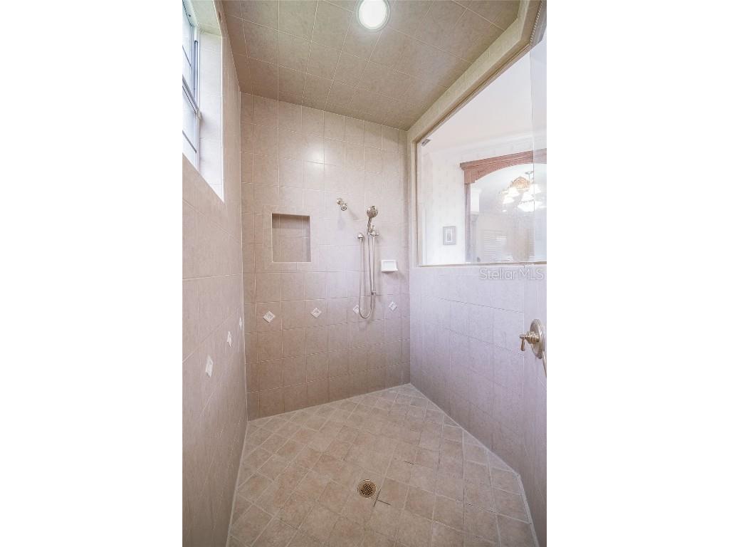 645 Whisper Woods Drive Lakeland FL 33813 L4952982 image29